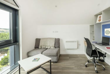 1 bed studio, Glenthorne Road, Exwick, Exeter, EX44GZ - Image 4
